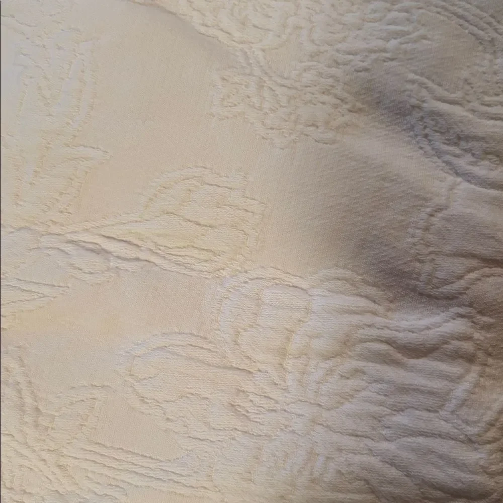 Land's End Matelasse floral Heavy Cotton Duvet Cover button tie White King Size